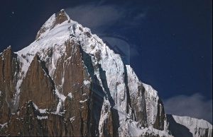 Paiyu peak summit close up